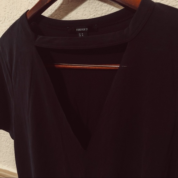 Low Cut V Neck Tee - Picture 4 of 5